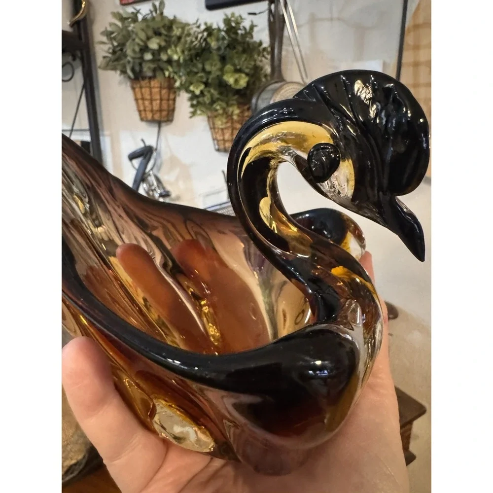 VTG MCM Hand blown Cherokee Amber & Clear Glass Swan Gorgeous 7